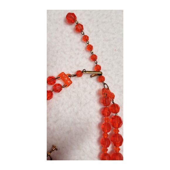 Vtg 1950s Red Celluloid Beaded Necklace Choker Signed Germany Screwback Earrings - Picture 7 of 7